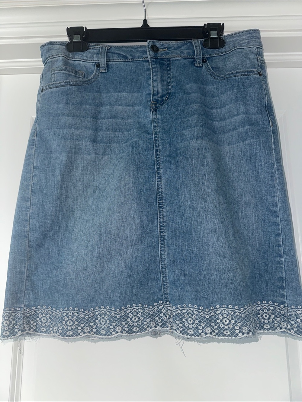 Classic Light Blue Denim A-Line Skirt with Lace Hem